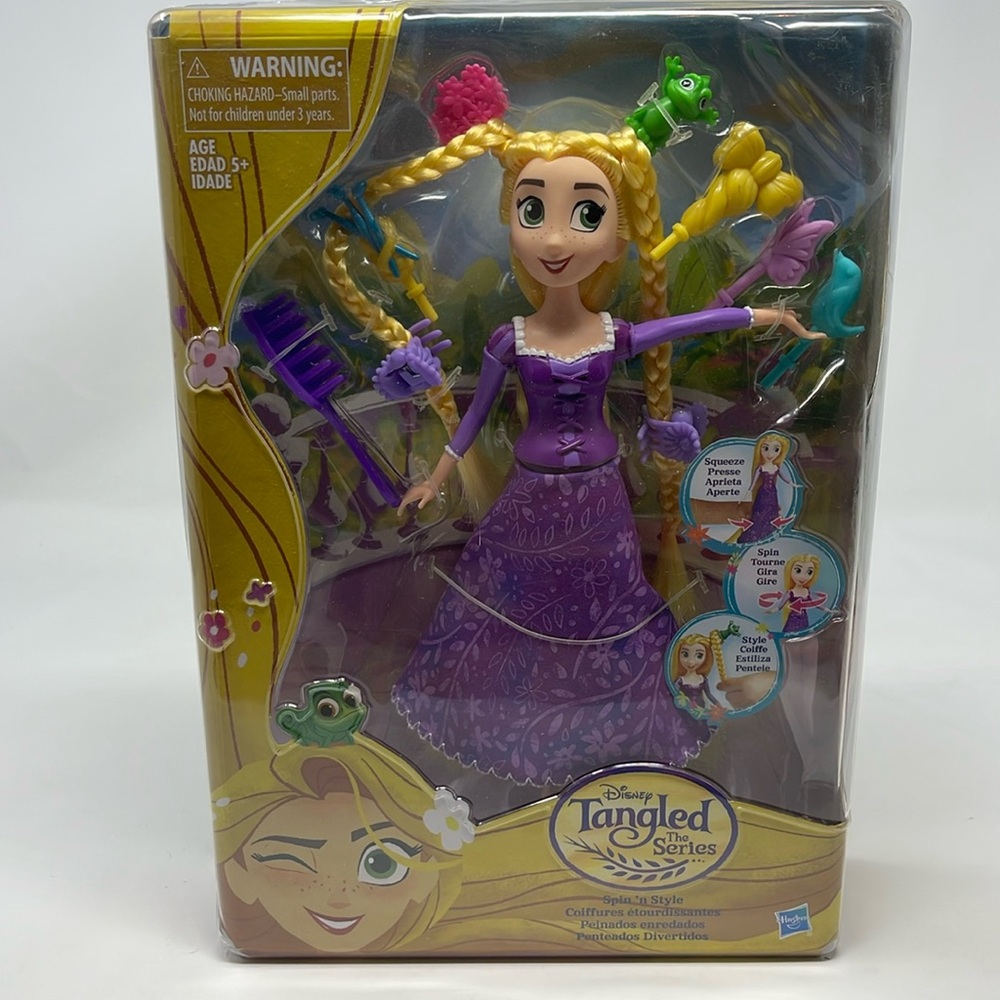 DISNEY: Tangled Spin and Style Rapunzel Doll, NEW